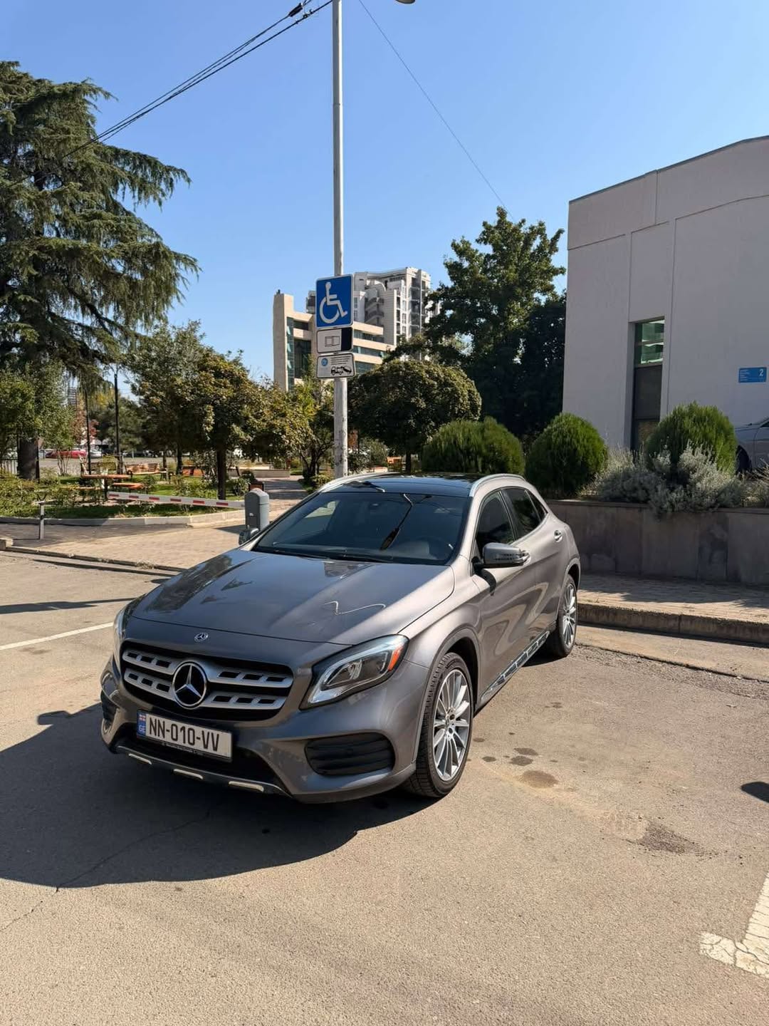 Mercedes-Benz GLA250 2019