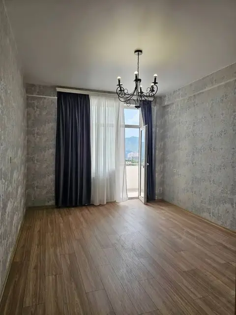Продаётся 4-комнатная квартира, Марнеули — $149,000