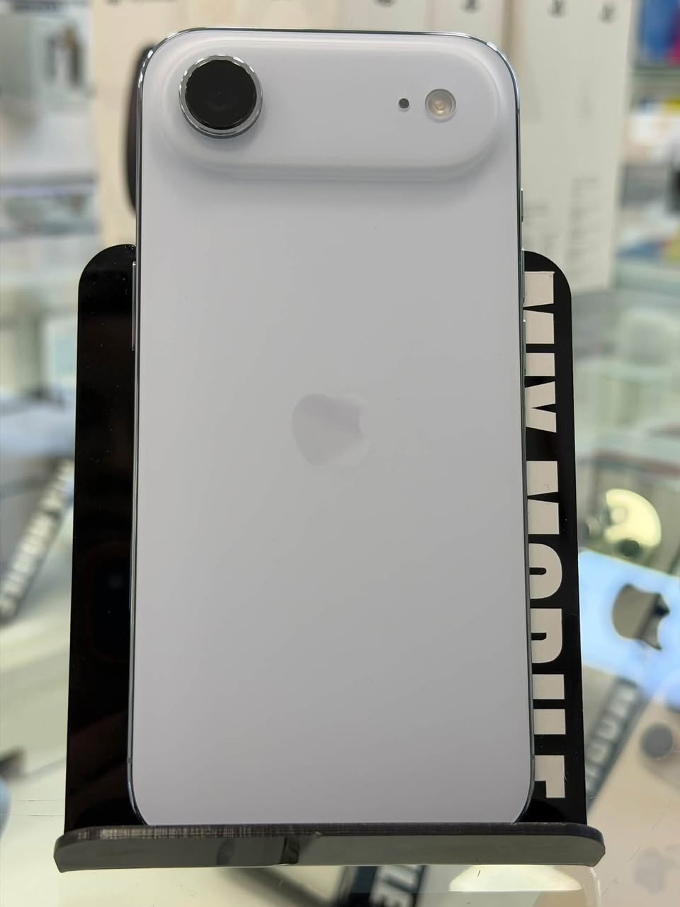 iPhone Air 256Gb Գերիդեալական վիճակ 300.000դրամ — 300,000 AMD