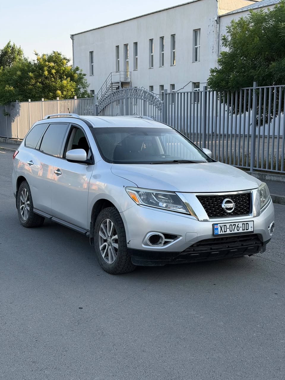 4500$ 2014 3.5 170 მილი 4×4