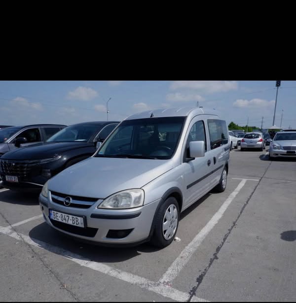 Opel 2000