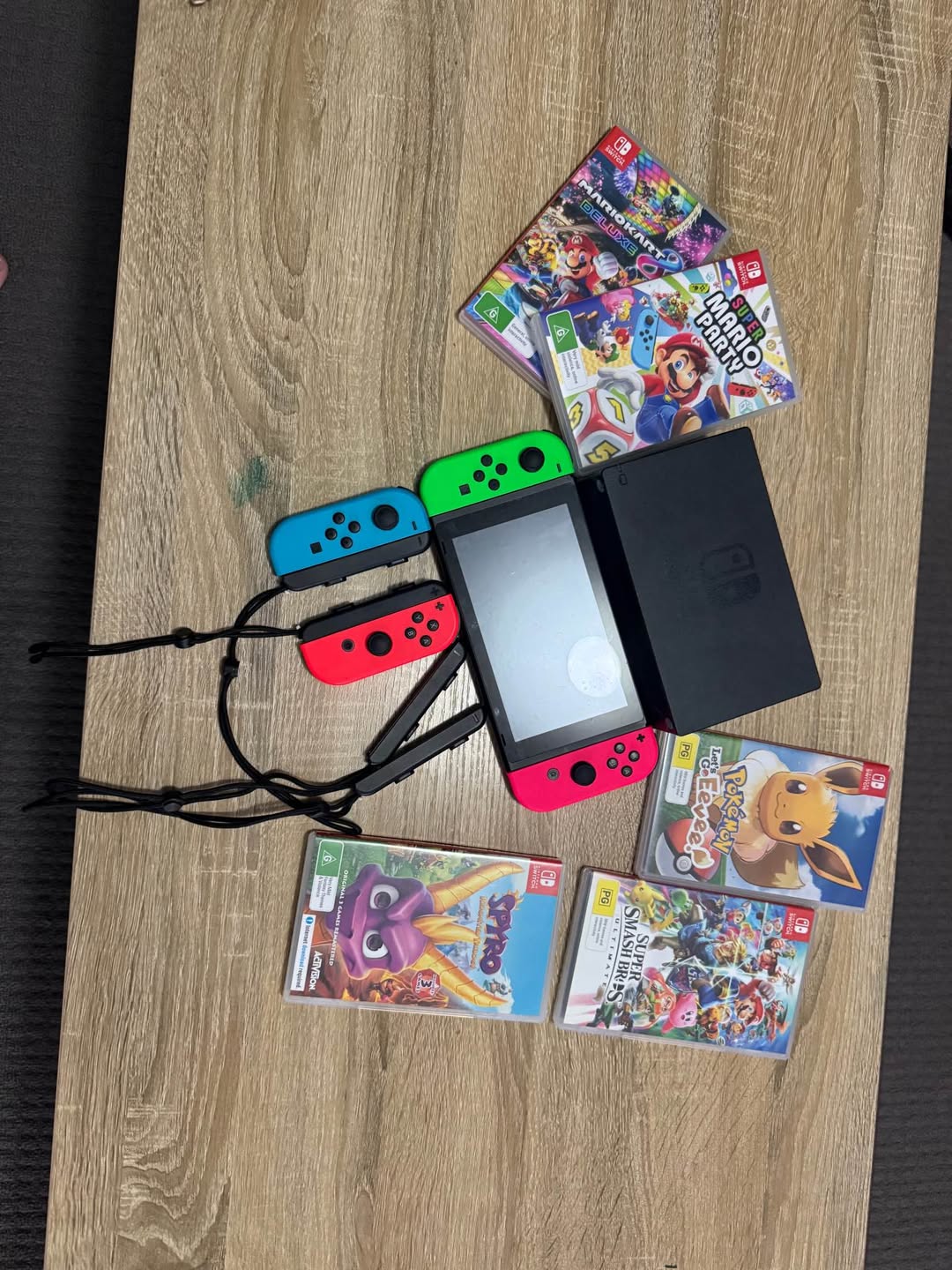 Продаю свой Nintendo Switch из-за