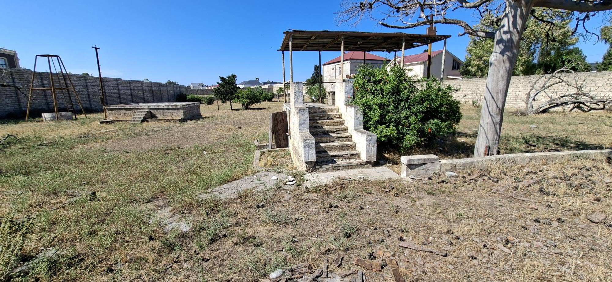 Torpaq — 240,000₼