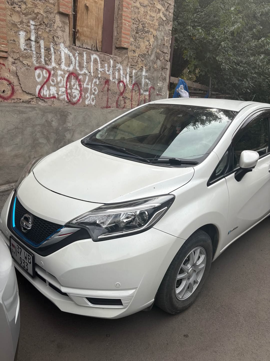 Nissan 2017 — 7,900$