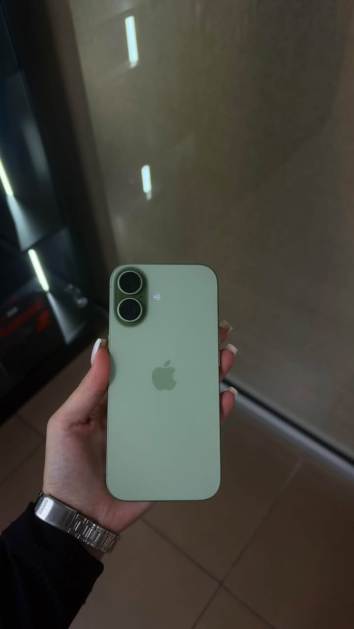 Iphone 17 512Gb Գործարանային Գերիդեալական Վիճակ — 340,000֏
