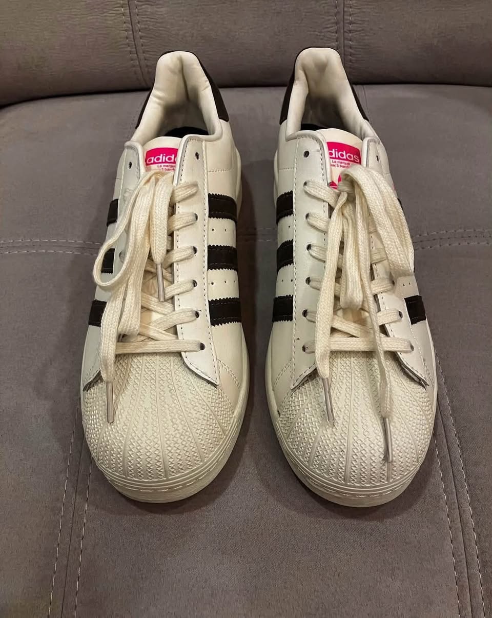 Adidas Superstar is new unworn, limited superstar