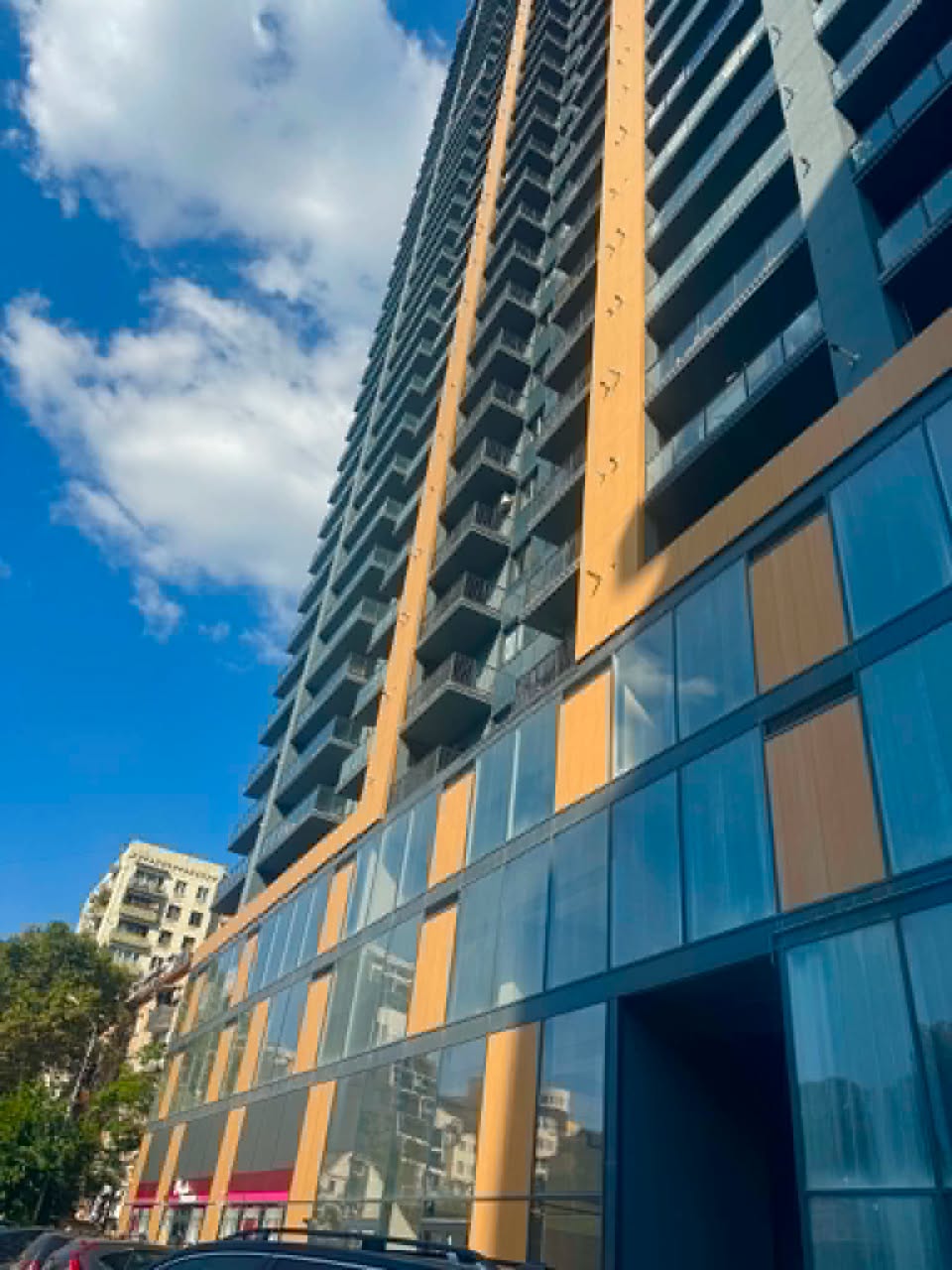 5 otaqlı mənzil satılır, Tbilisi — $315,000