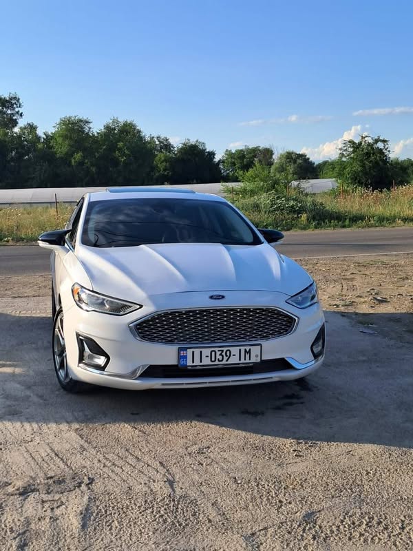 Avtomobil 2020 — 9,500$