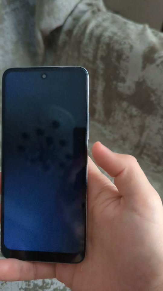 იყიდება იყიდება Redmi 12, 128/6 GB