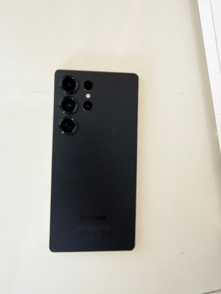 იყიდება Samsung galaxy s 25 ultra