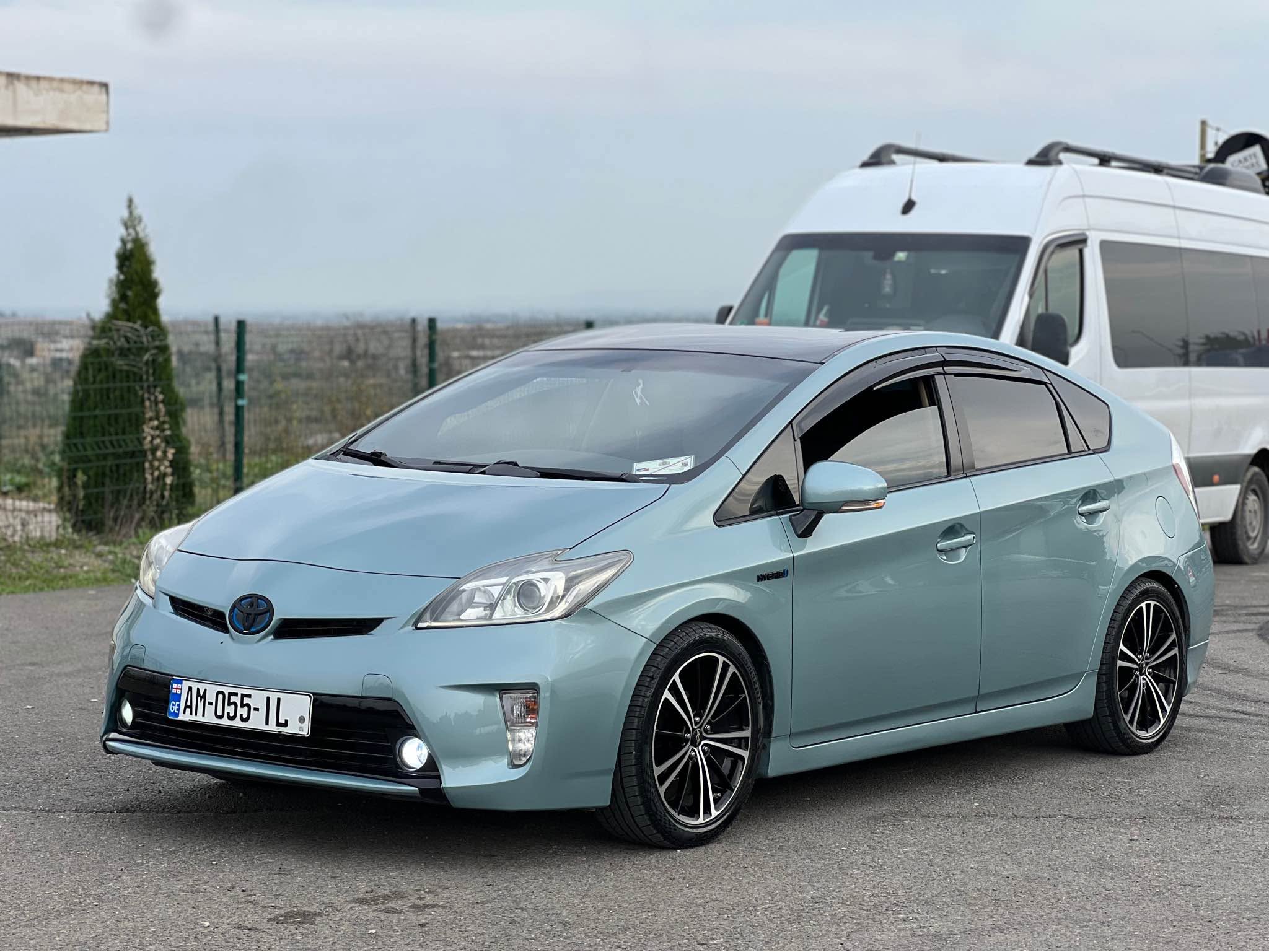 Avtomobil 2012 — 7000$