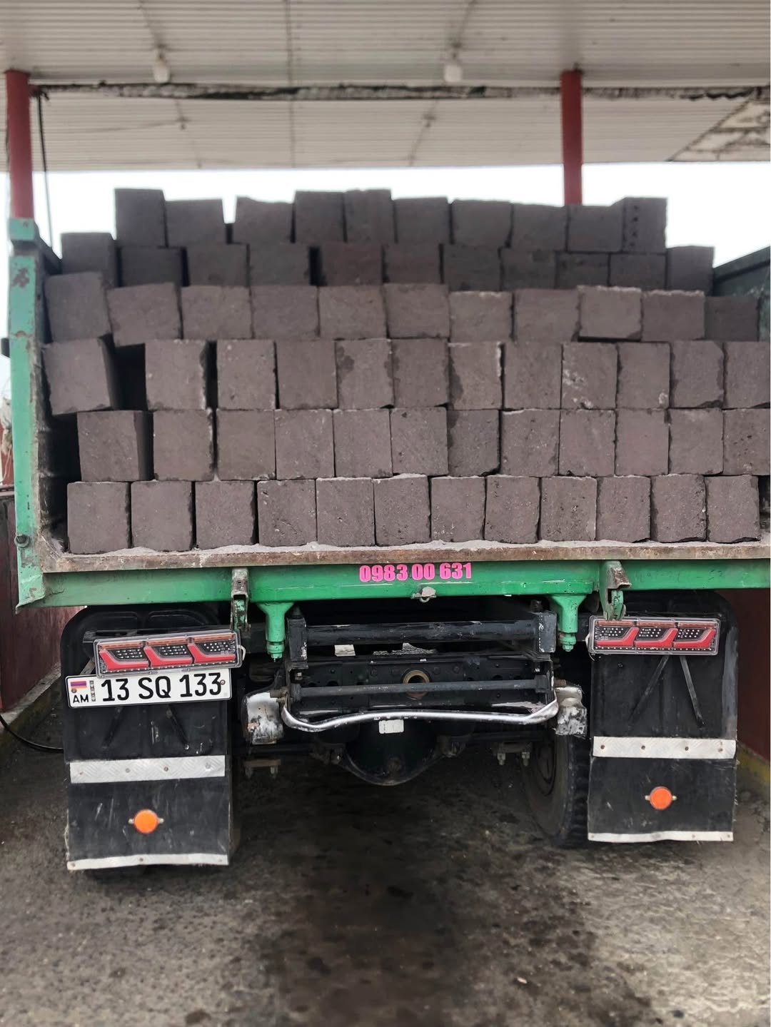 Tuff stone blocks, Armenian seller