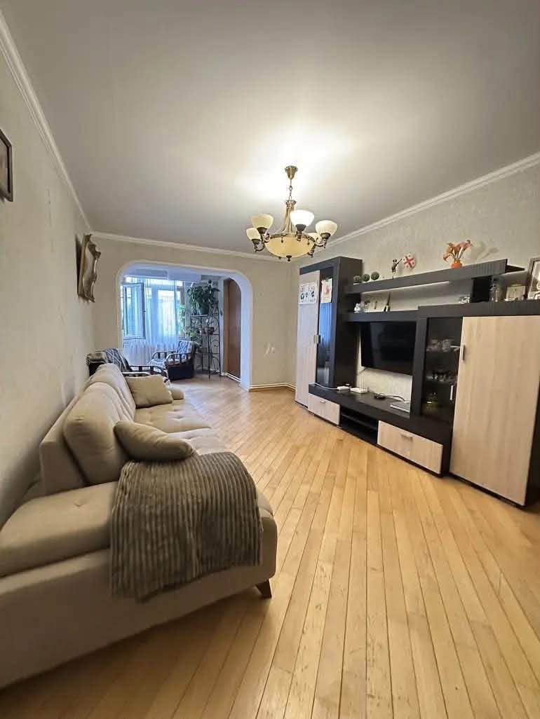Վաճառվում է 3 սենյականոց բնակարան, Թբիլիսի — $112,000