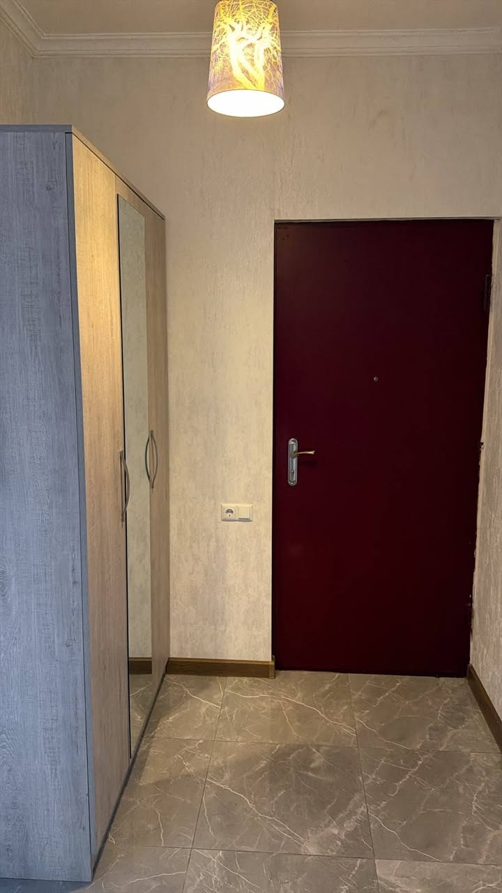 3 oda daire kiraya veriliyor, Tiflis - $700