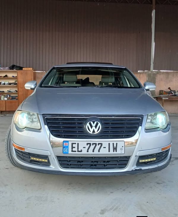 Автомобиль 2005 — 2 500 долларов