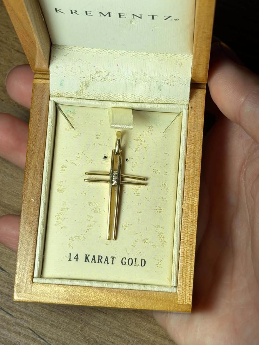 KREMENTZ ორიგინალი ოქროს ჯვარი, 14K