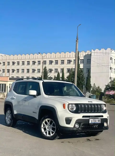 Jeep Renegade 2021 — 8,500$
