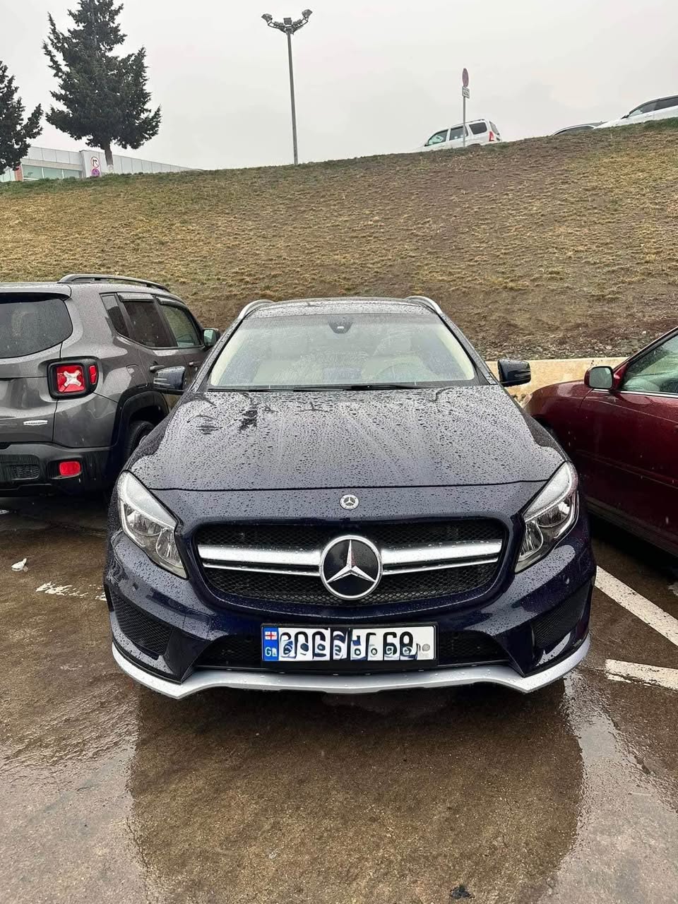ერთია Mercedes GLA $ 2017