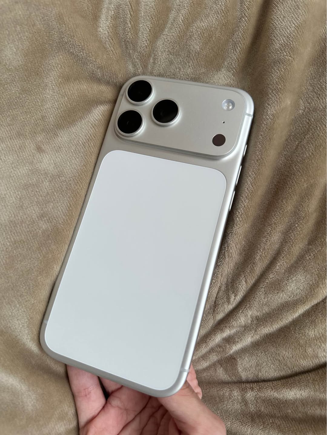 Վաճառվում է iPhone 17 Pro Max 256