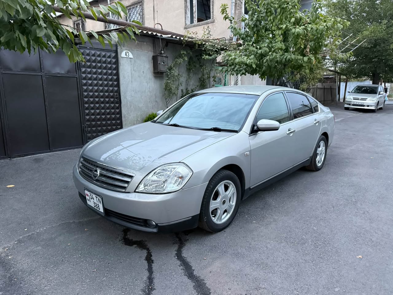 Nissan 2005 — 5,000$