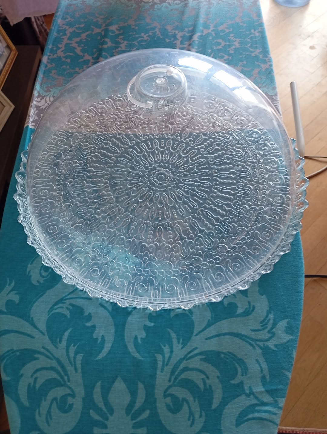Glass cake plate base, 6 pieces