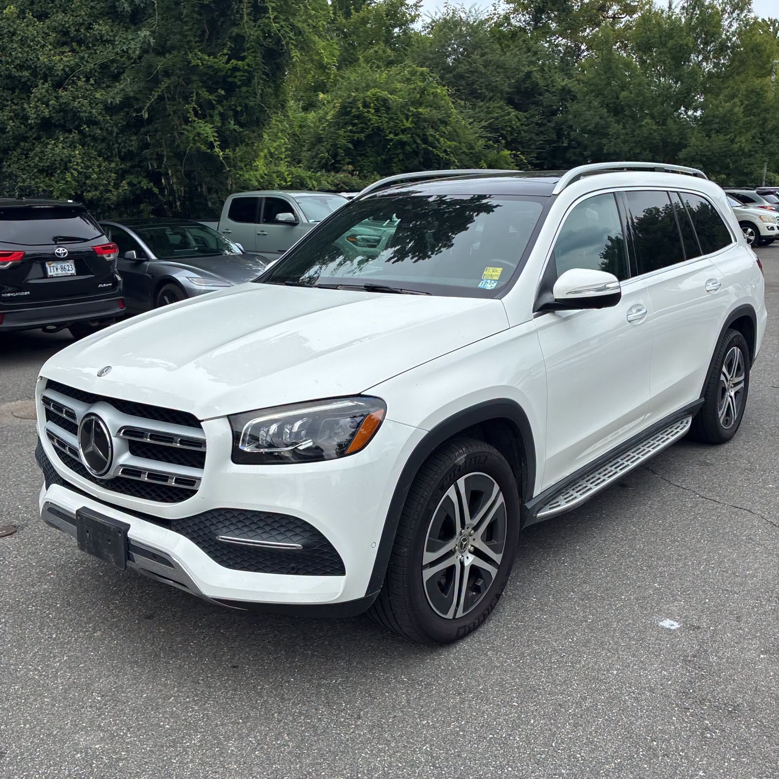 Mercedes-Benz GLS450 2020 — 32,000$