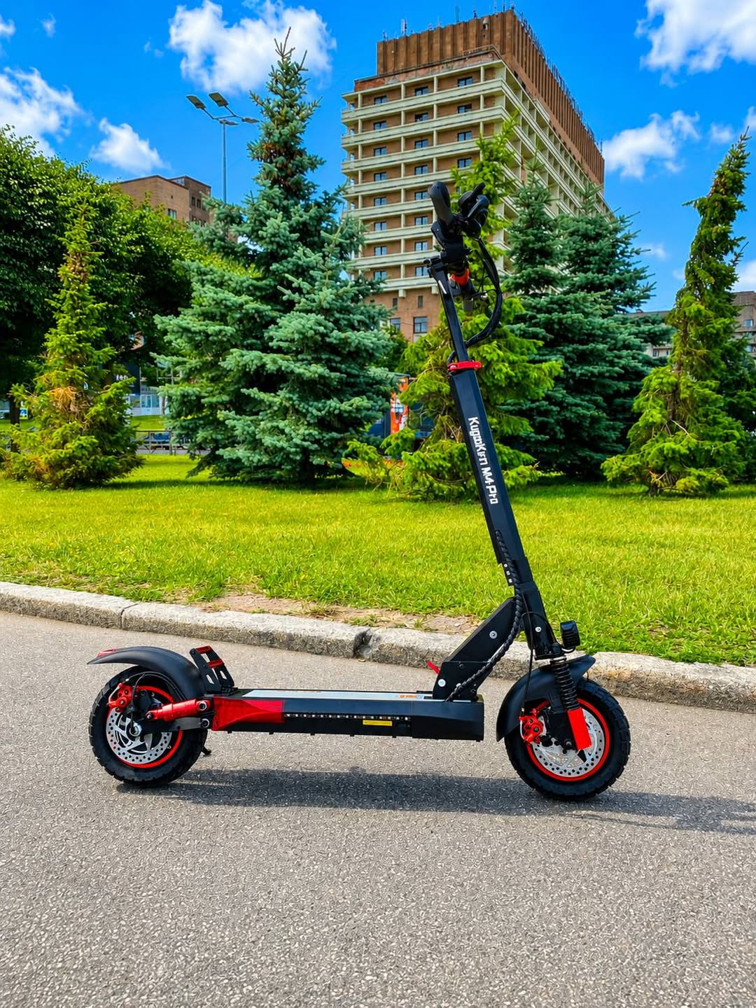 KUGOO M4 Pro — yeni, mükemmel 2026