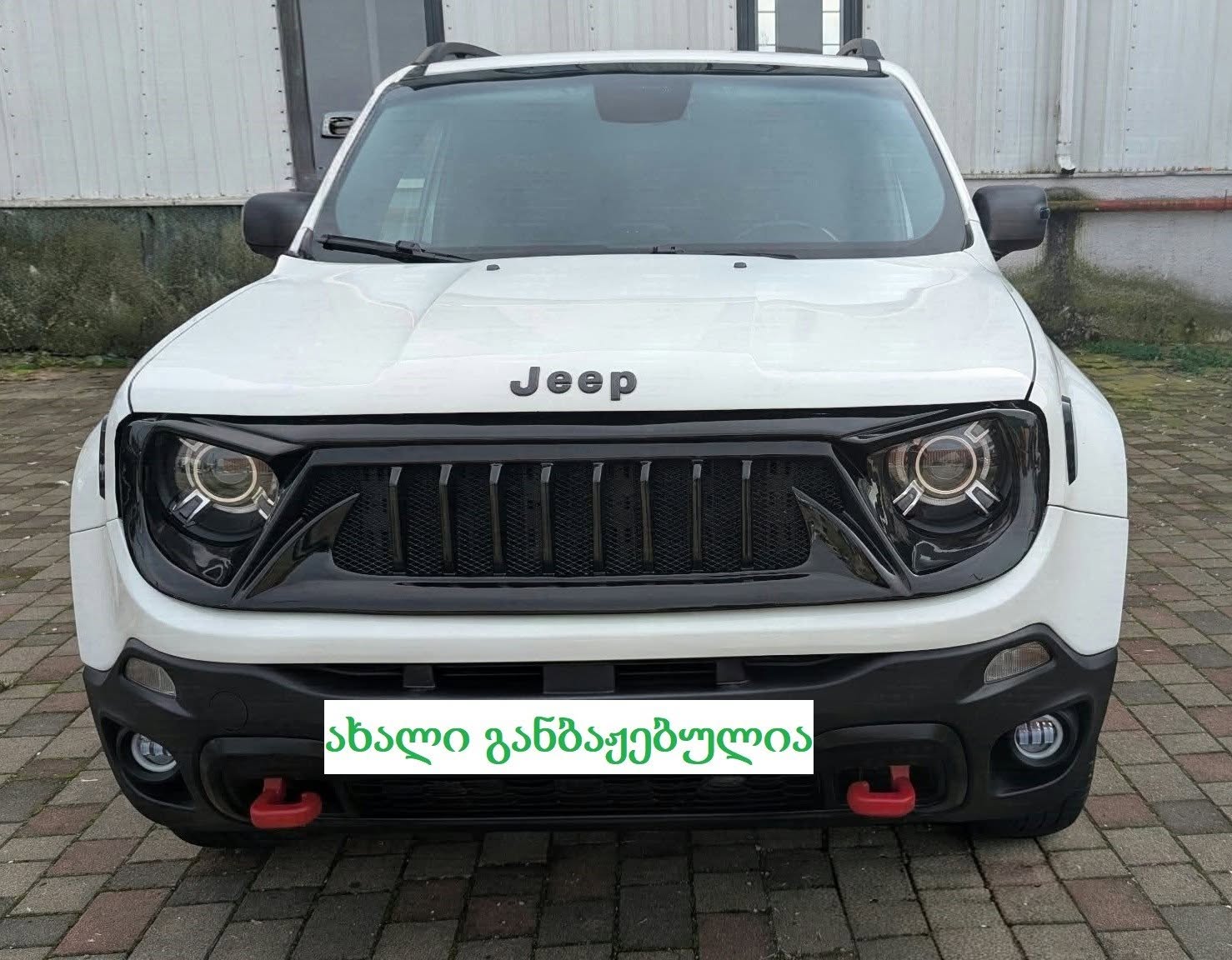 Jeep Renegade 2018 — 9,500$