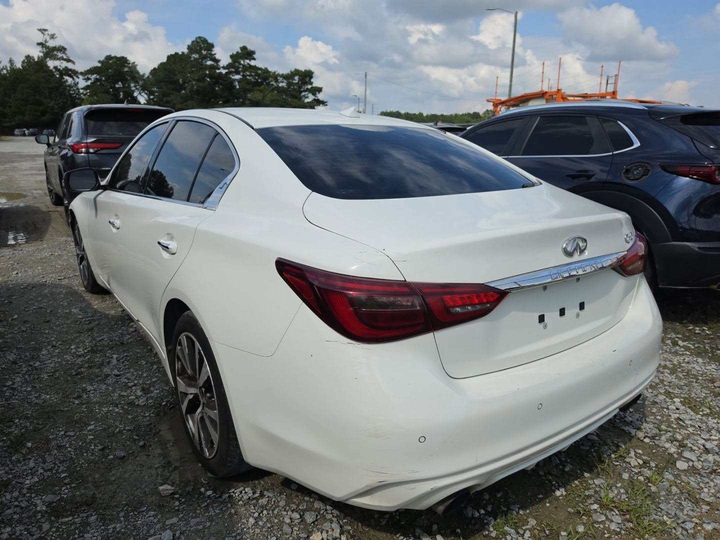 Infiniti Q50 2021 — 5,100$
