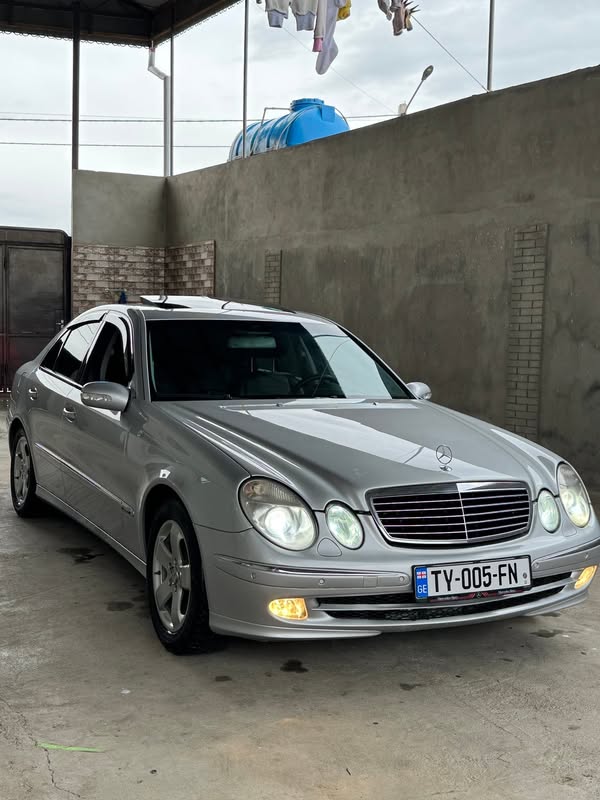 Avtomobil 2006