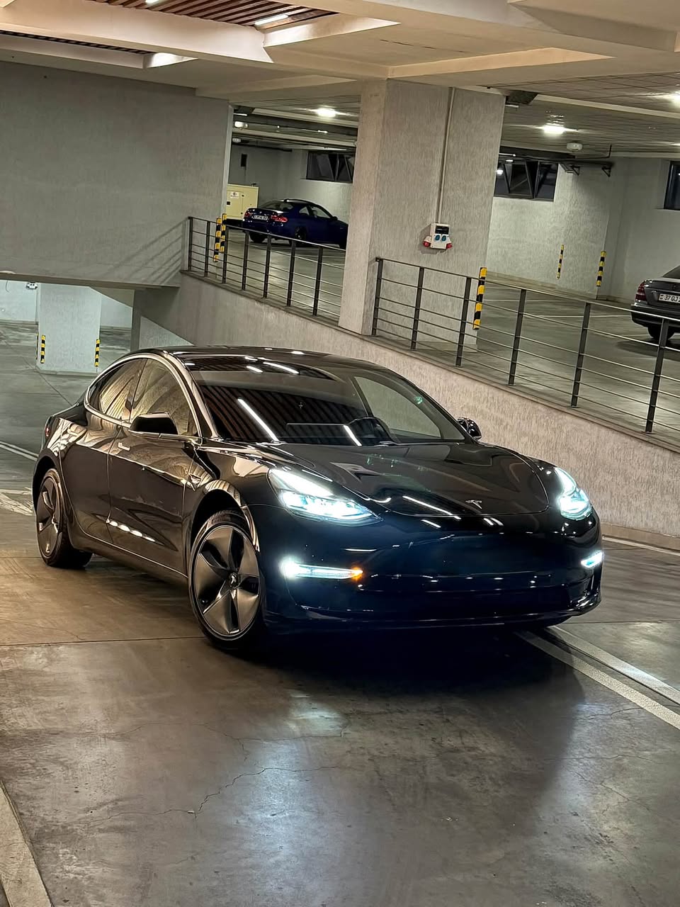 Tesla Model 3 — 12,800$