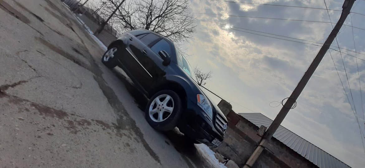 Շտապ վաճառվում է Mercedes-benz ML թ 2008