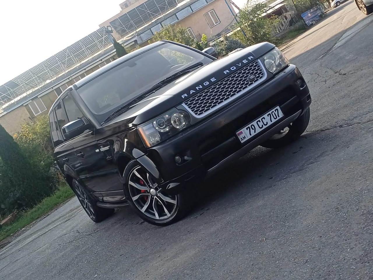 Range Rover Sport 2005 — $8,500
