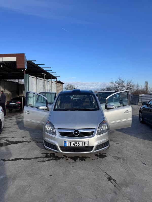Opel 2008