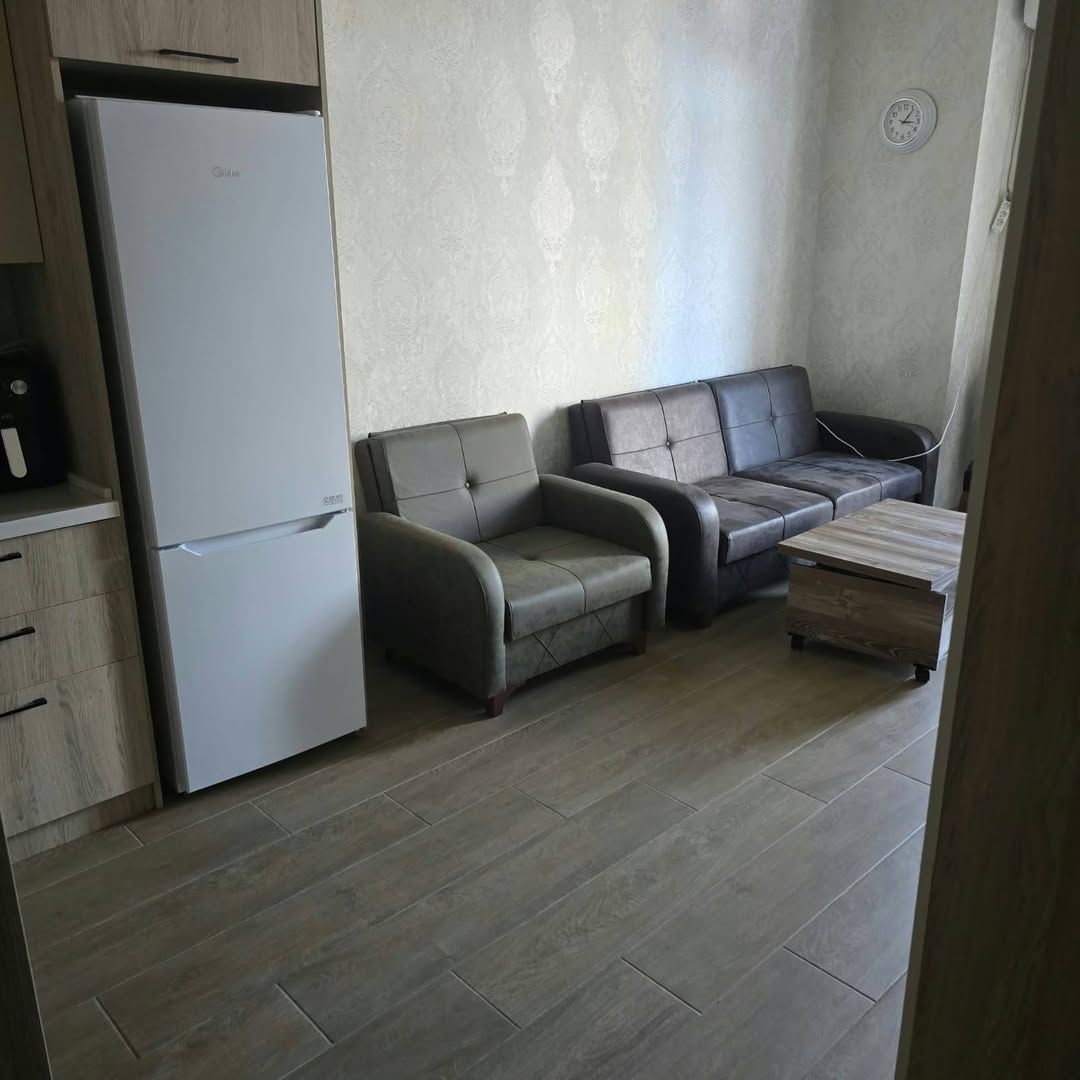 Kirayə 1 otaqlı mənzil, Batumi — $450