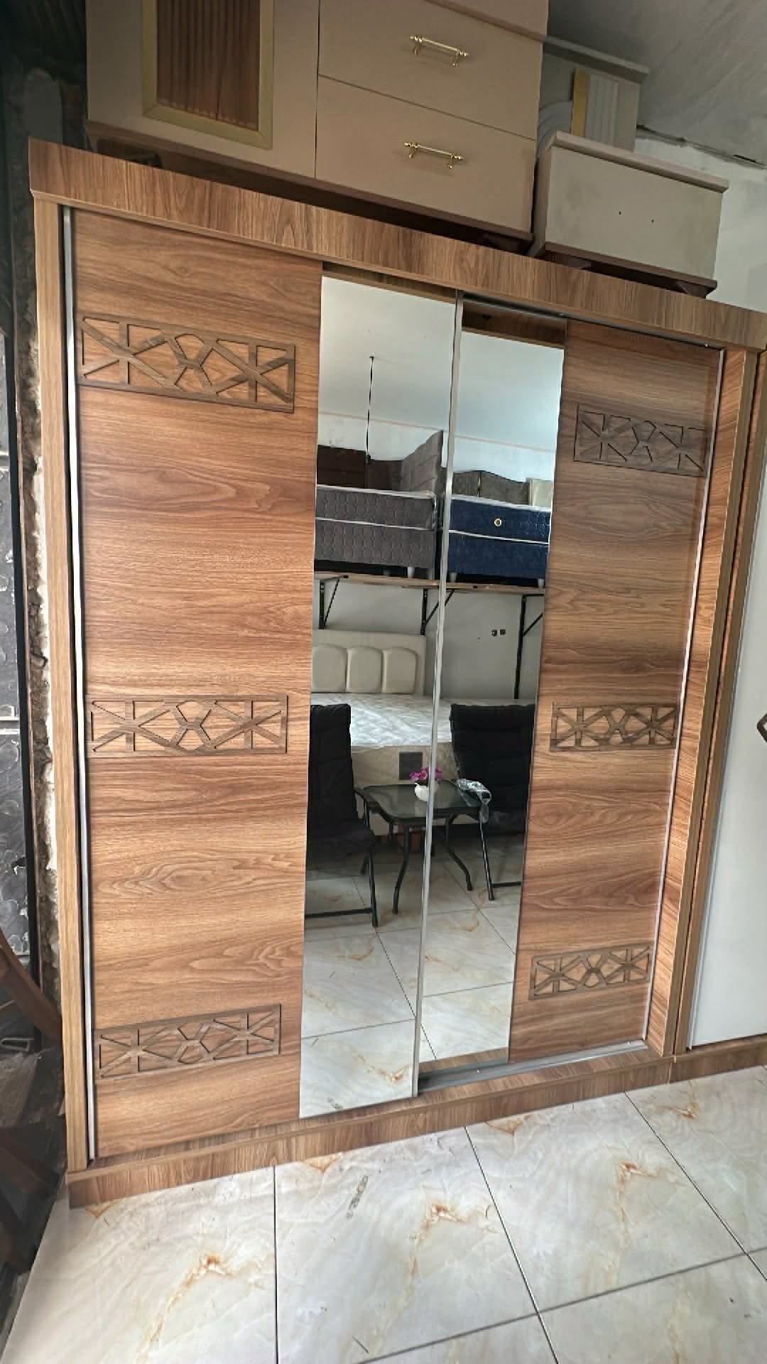 160/210 ebatlarında koltuk takımı 900 TL'ye satılık