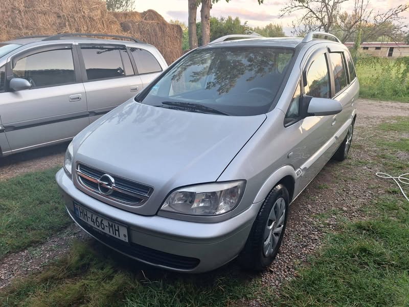 Avtomobil 2005 — 1₾