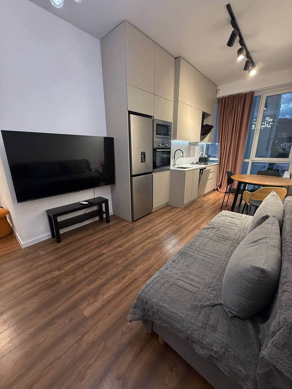Tiflis'te daire kiraya veriliyor - $650