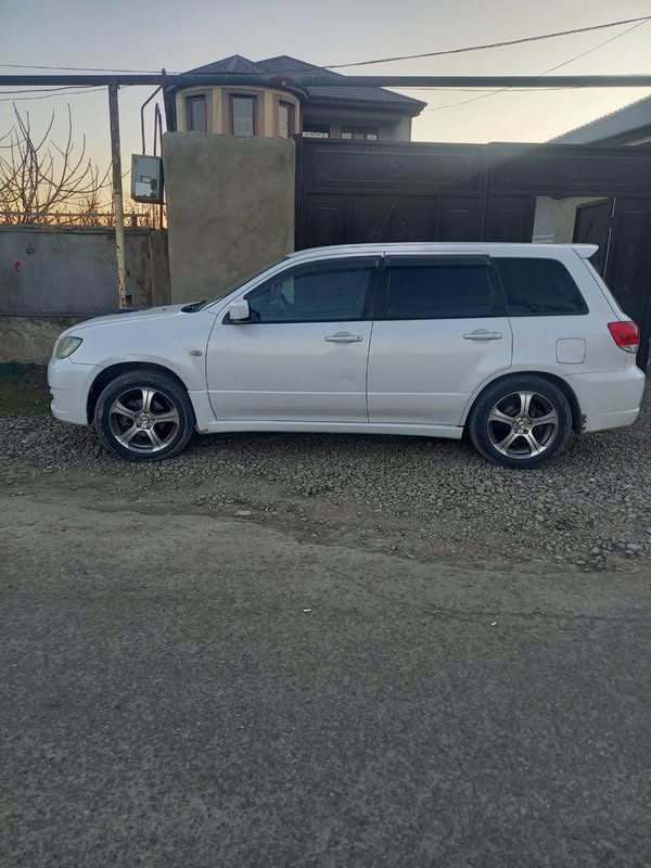 Mitsubishi 2003