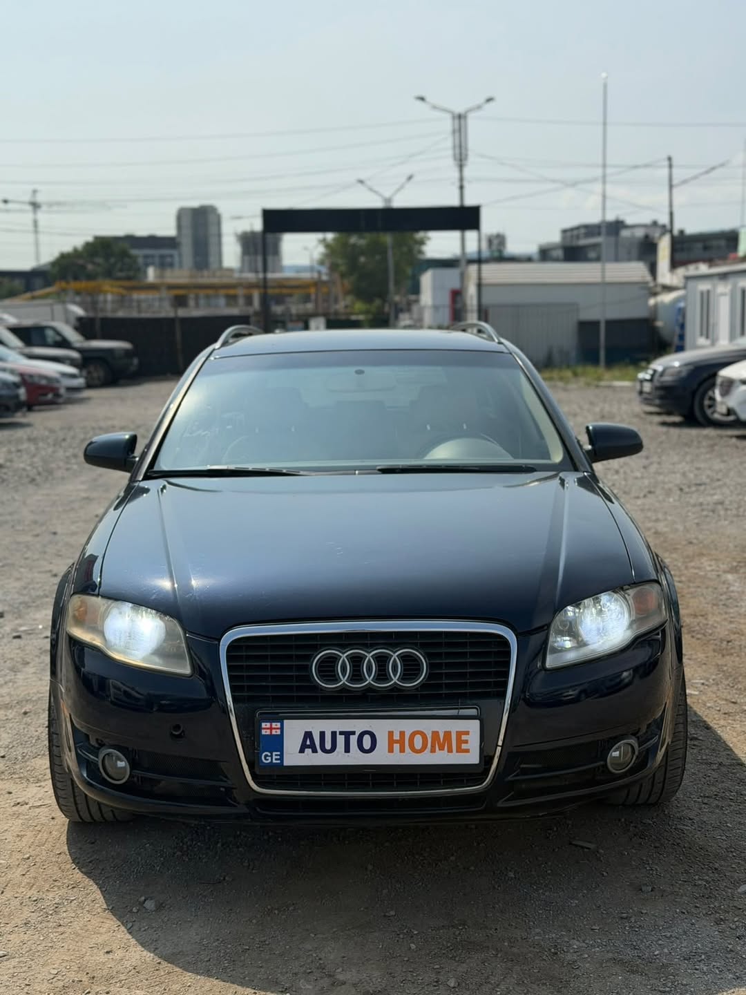 Audi A4 2005 — 1,700$