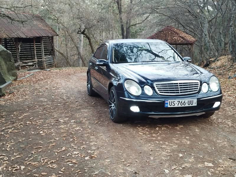 Mercedes-Benz 2003