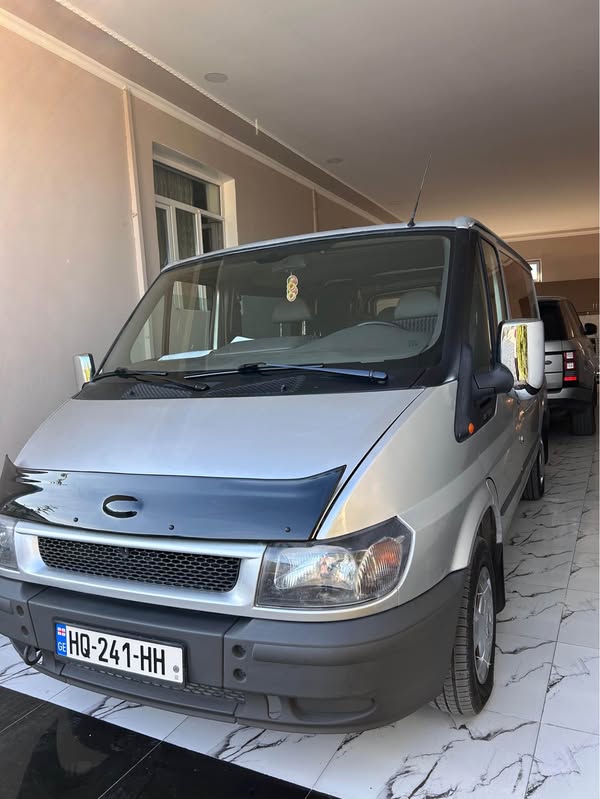 Avtomobil 2002